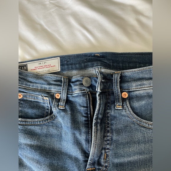 GAP size 26 high rise skinny jeans - Picture 3 of 4